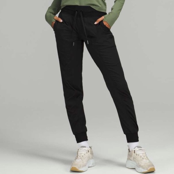 Lululemon Dance Studio Mid-Rise Jogger Black 14 - Picture 2 of 9